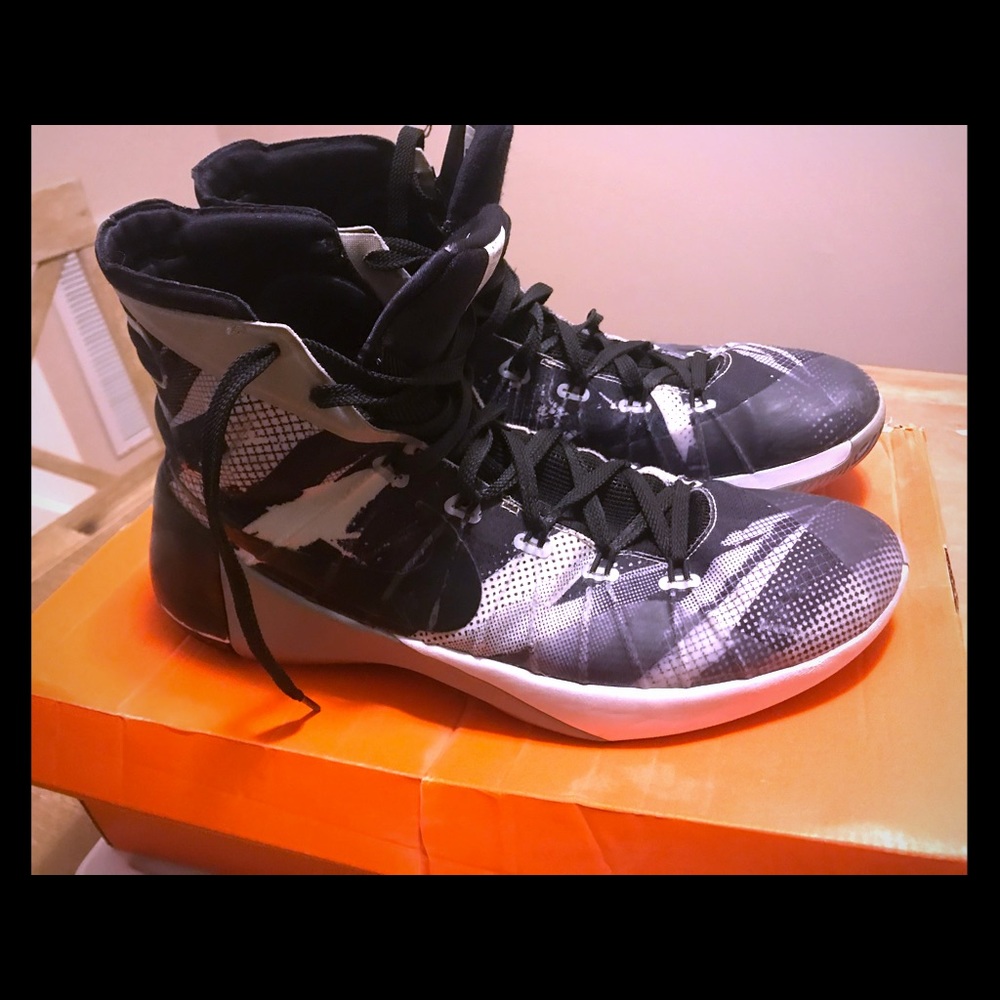 Hyperdunk 2015 PRM size 13